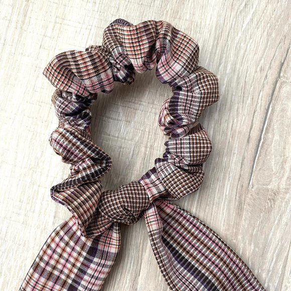 2 NWOT Handmade Brown Pink Plaid Scrunchies - Picture 2 of 4